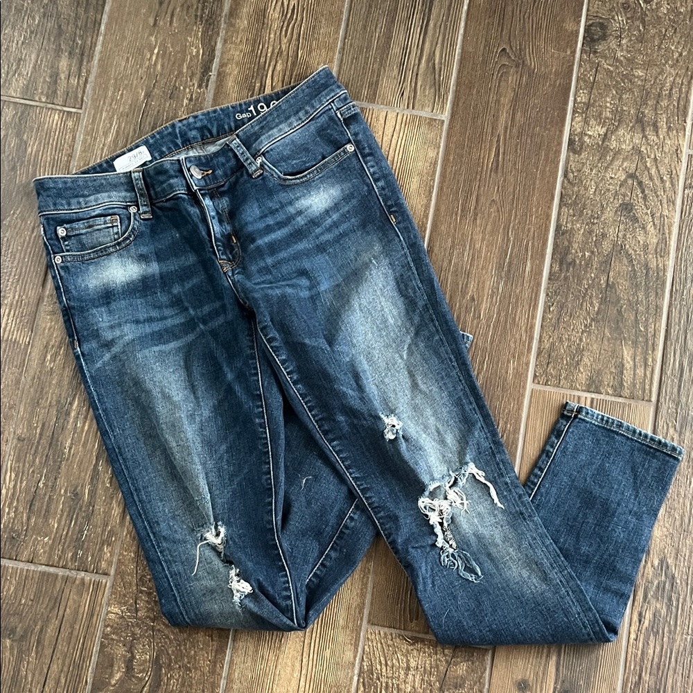 GAP skinny jeans